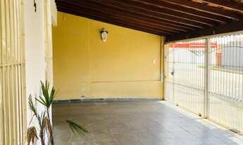 Imagem 2: Casa para venda possui 160 metros quadrados com 4 quartos em Vila Oliveira - Mogi das Cruz