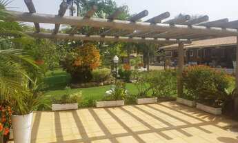 Imagem 2: Casa de condomínio para venda tem 5000 metros quadrados com 5 quartos