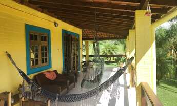 Imagem 4: A vida na Fazenda/Sítio/Chácara tem lazer piscina cavalgadas quadra de tênis muito verde e