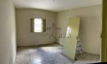 Imagem 2: Casa - Vila Zezé - Jacareí - 2 Dormitórios - 150m²