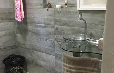 Imagem 4: Casa Sobrado - Jardim Cerejeiras - 4 Dormitórios - 200m²