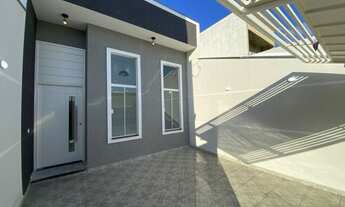 Imagem: Casa com 3 Dorm. Sendo 1 suíte