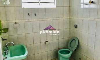 Imagem 2: A casa está localizado no bairro Vila Betânia possui 159 metros quadrados com 3 quartos se