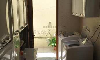 Imagem 4: Casa Sobrado - Jardim América - 3 Dormitórios - 257m²