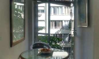 Imagem 7: Sala quarto com dependência completa em rua nobre e arborizada!