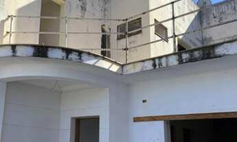 Imagem 4: Sobrado para venda com 198 metros quadrados com 3 quartos