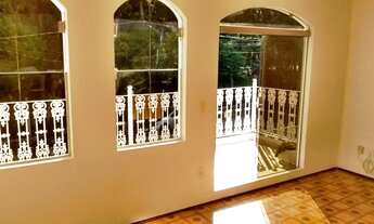 Imagem 7: Jardim Messina - Linda casa assobradada repleta de armários