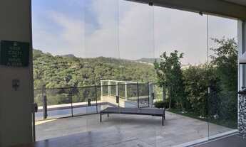 Imagem 2: Casa de condomínio para venda possui 401 metros quadrados com 4 quartos