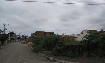 Imagem 2: Terreno a venda no bairro Centro em Peruibe. Linda área com 4 lotes a 100 metros do mar co