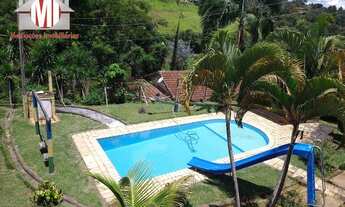 Imagem: Linda chácara com lago, piscina, espaço