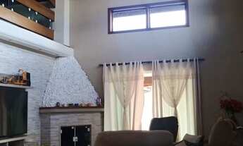 Imagem 5: Casa de condomínio para venda tem 350 metros quadrados com 4 quartos