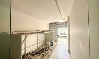 Imagem 3: Ponto Comercial, Completo com 351m², 1 loja no térreo, 8 Kitnets com banheiro Mauriti Ped