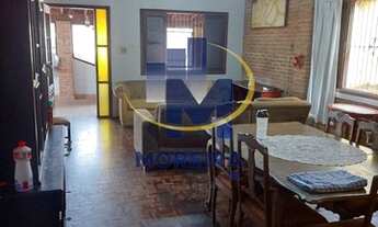 Imagem 5: Casa a venda com 5 dormitórios e área de lazer com piscina na região central de Agudos