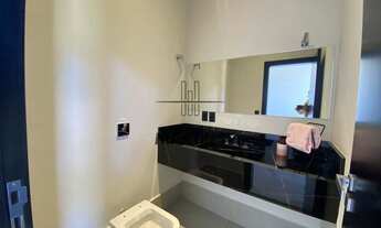 Imagem 3: Casa para venda com 242 metros quadrados com 4 quartos