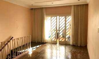 Imagem 6: Sobrado para venda possui 245 metros quadrados com 3 quartos em Bosque da Saúde - São Paul