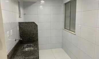 Imagem 4: Chave Prestação Caixa R$ 475,00 2° Andar, Nascente, Porcelanato e Reformado