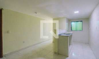 Imagem 2: Apartamento para Aluguel - Anil, 2 Quartos, 49 m2