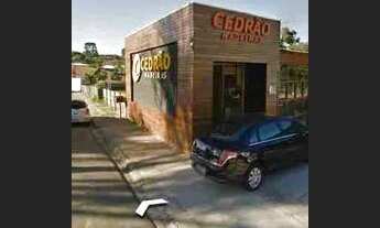 Imagem: Aluga se quarto com banheiro