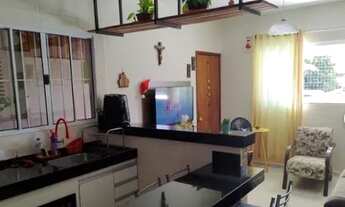 Imagem 4: Casa com armários planejados, com 3 quartos, 1 suíte com ótima localização