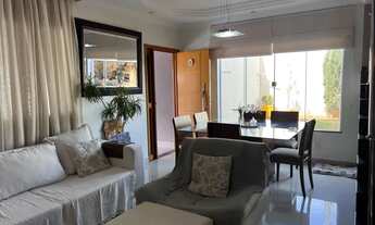 Imagem 3: Casa para aluguel possui 161 metros quadrados com 3 quartos em Parque Amazônia - Goiânia