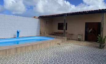 Imagem: Casa em Simões Filho com Piscina