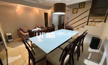 Imagem 2: Casa de condomínio para venda possui 155 metros quadrados com 3 quartos