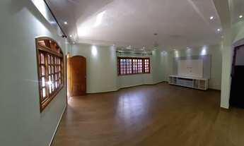 Imagem 6: Sobrado para aluguel e venda tem 202 metros quadrados com 3 quartos