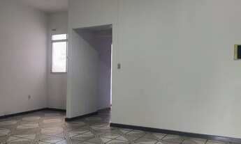 Imagem 2: Apartamento amplo na avenida Itabuna