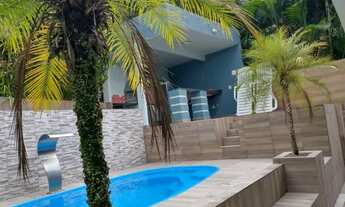 Imagem 6: Casa com piscina
