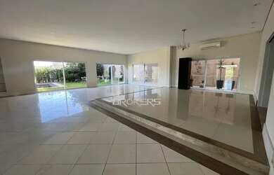 Imagem 2: Casa de alto padrão com 05 suítes para locação no Condomínio Estância Marambaia em Vinhedo