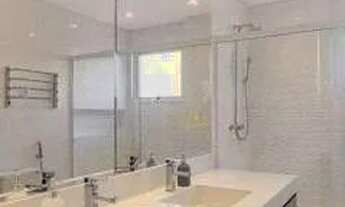 Imagem 7: Apartamento projetado por arquiteta renomada, reformado apenas a 2 anos, 3 suites amplas c