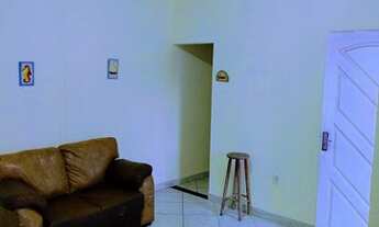 Imagem: Casa com entrada compartilhada no Bairro