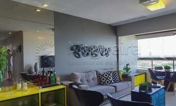 Imagem 2: Apartamento com excelente localização na região do Espinheiro, possui 3qrts e109m² de área