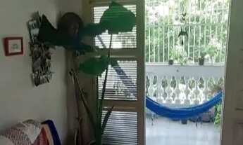 Imagem 3: Quarto semi mobiliado