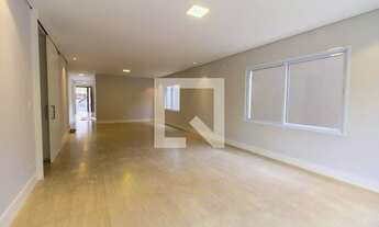 Imagem: Casa com 5 quartos (4 suítes) à venda