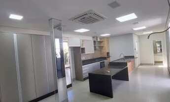 Imagem 4: Casa de condomínio sobrado para aluguel possui 130 metros quadrados com 4 quartos