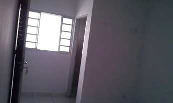 Imagem 5: Kitnet com 1 quarto, sala/coz, sem condomínio, próximo às Universidades PUC e UFG