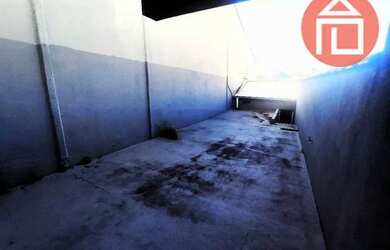 Imagem 5: Ponto comercial em excelente imediação, no coração de Bragança Paulista, conta com 90,00