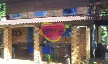 Imagem 2: Casa com piscina e quintal na Costa da Lagoa, em Florianópolis