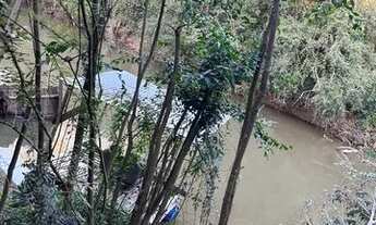 Imagem 2: Rancho no curuça 3 com fundo para o rio , aceito trocas e ofertas