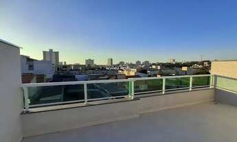 Imagem 4: Cobertura com 2 dormitórios sendo 1 suíte. Possui elevador, com 1 vaga de garagem