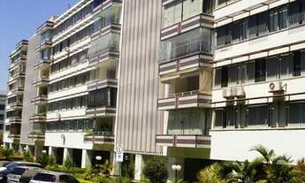 Imagem 2: Venda Amplo Apartamento 3 Qtos C/ Vista Livre, Garagem - Asa Norte - DF