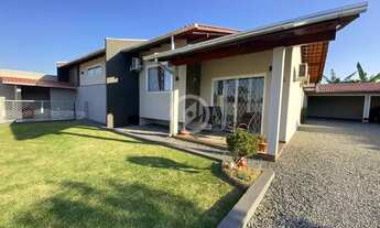 Imagem: Casa à venda no bairro Avaí - Guaramirim/SC