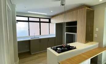 Imagem 2: OFERTA Apartamento de 3 dormitórios com suíte semi mobiliado no centro de Florianópolis