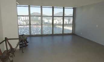 Imagem 2: Praia de Botafogo, Vista Panorâmica, Totalmente Reformado, 2 suítes + dependência reverti