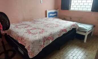 Imagem 5: Casa documentada com 3 quartos e garagem para 3 carros