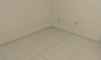 Imagem 7: Alugo casa terrea 2/4 com garagem portão eletronico 1.800