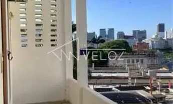 Imagem 2: Apartamento - / Residencial / Glória