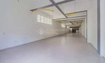 Imagem: Loja com área total de 200 m² sendo 180