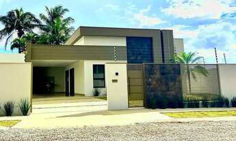 Imagem: Casa à venda 3 Quartos, 1 Suite, 4 Vagas